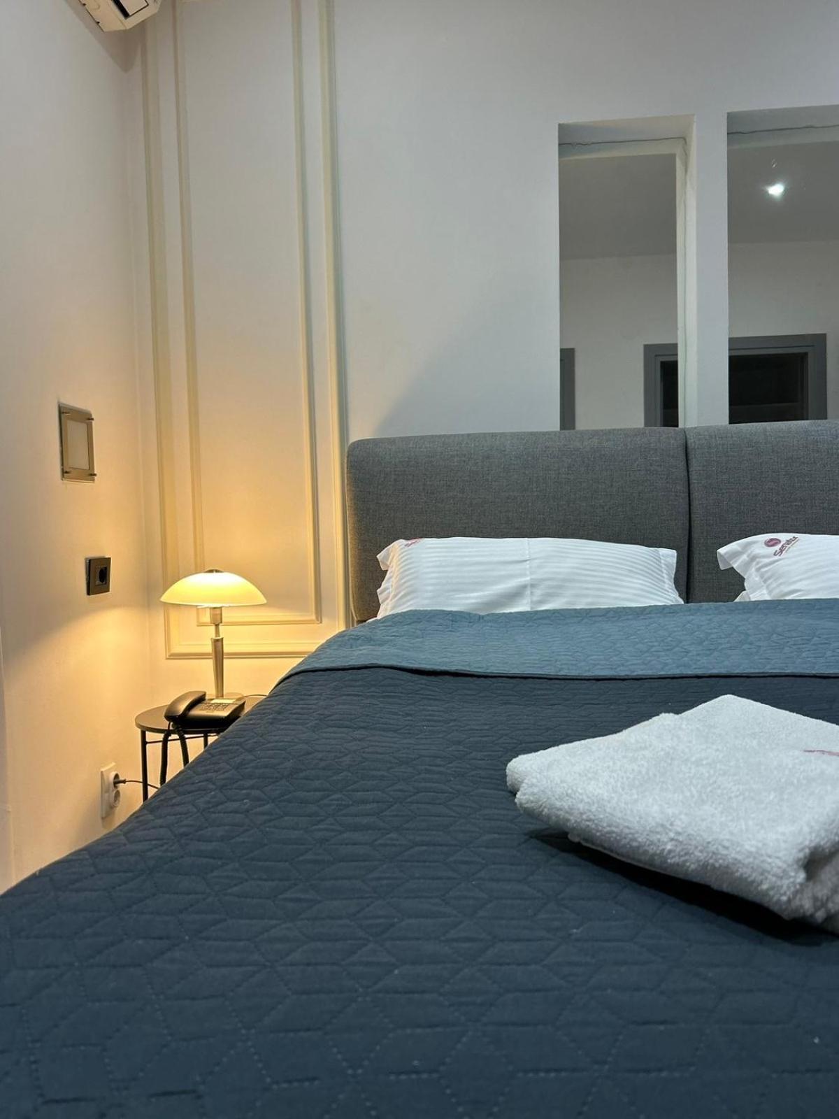 Hotel Senator Улцинь Екстер'єр фото