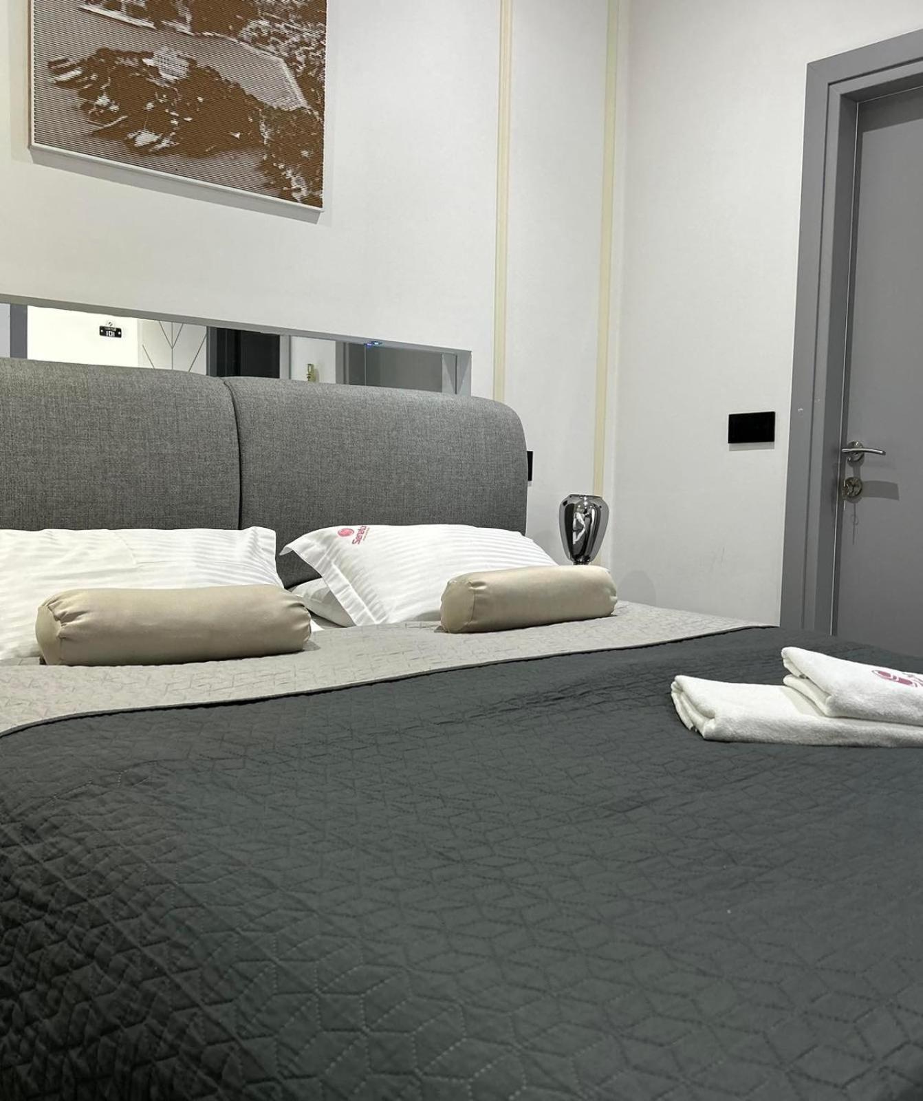 Hotel Senator Улцинь Екстер'єр фото