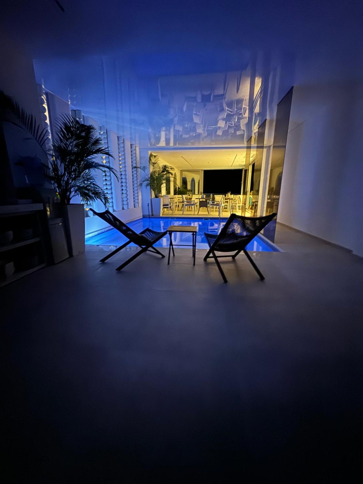 Hotel Senator Улцинь Екстер'єр фото