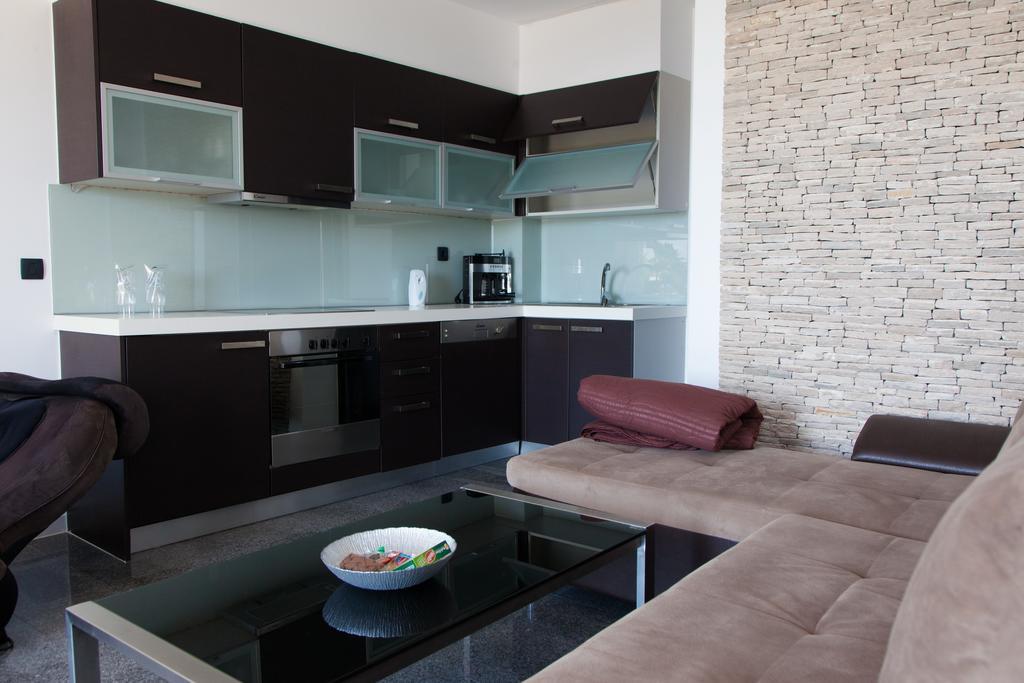 Hotel Senator Улцинь Екстер'єр фото